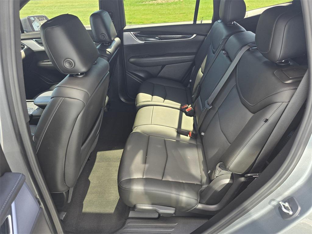 used 2024 Cadillac XT6 car, priced at $46,800