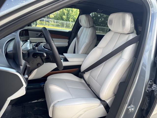 new 2026 Cadillac VISTIQ car, priced at $79,890