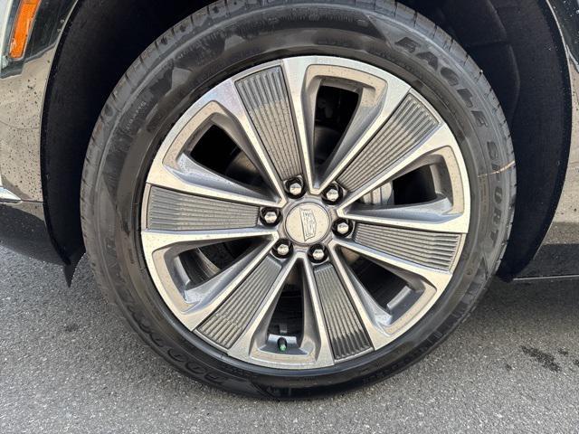 new 2026 Cadillac VISTIQ car, priced at $79,890