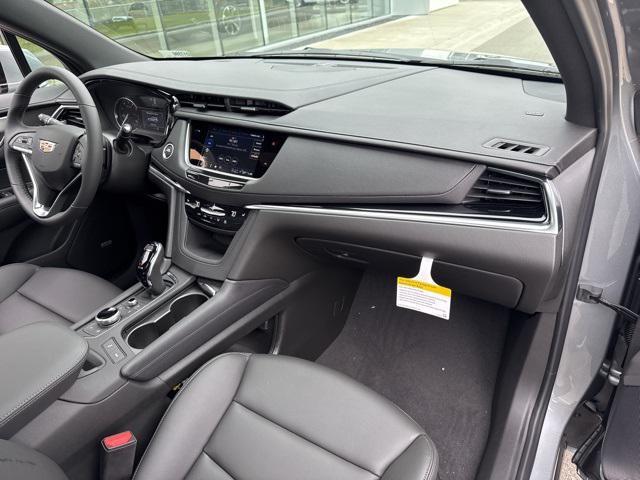 new 2025 Cadillac XT6 car, priced at $52,690