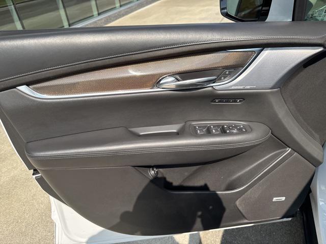 used 2023 Cadillac XT6 car, priced at $41,846
