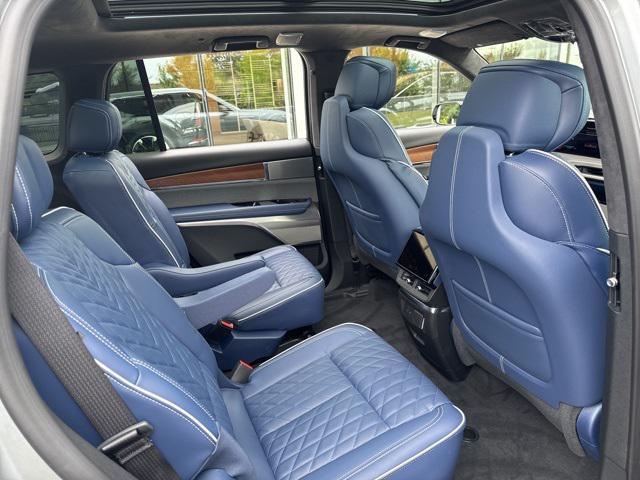 new 2026 Cadillac VISTIQ car, priced at $94,090