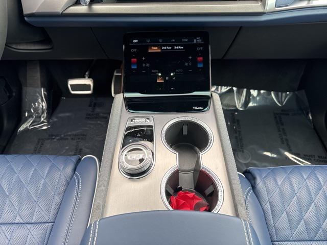 new 2026 Cadillac VISTIQ car, priced at $94,090