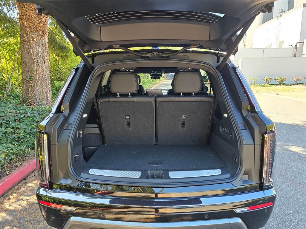 new 2026 Cadillac VISTIQ car, priced at $81,015