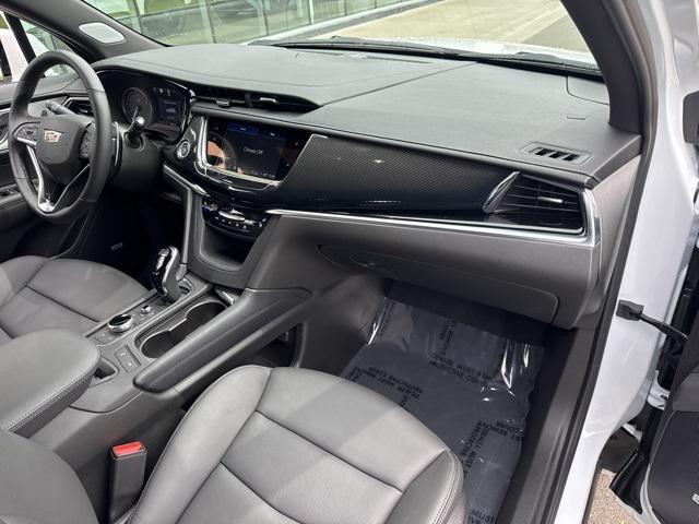 used 2025 Cadillac XT6 car, priced at $63,995