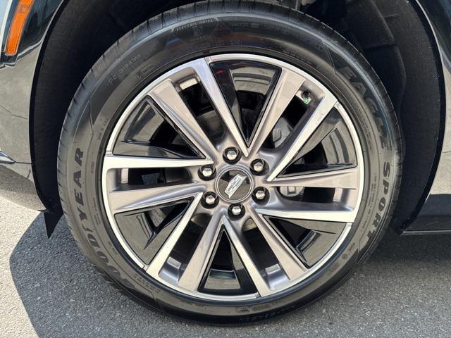 new 2026 Cadillac VISTIQ car, priced at $79,590
