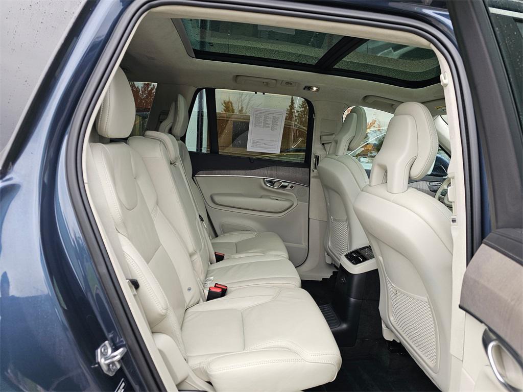 used 2021 Volvo XC90 Recharge Plug-In Hybrid car, priced at $38,995