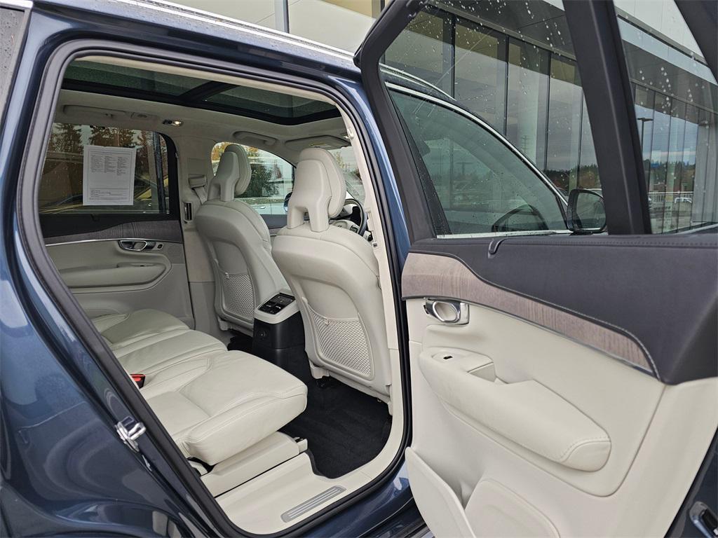 used 2021 Volvo XC90 Recharge Plug-In Hybrid car, priced at $38,995