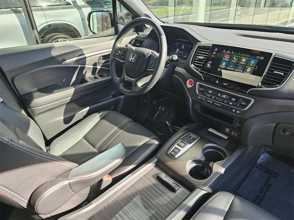 used 2022 Honda Passport car, priced at $34,496