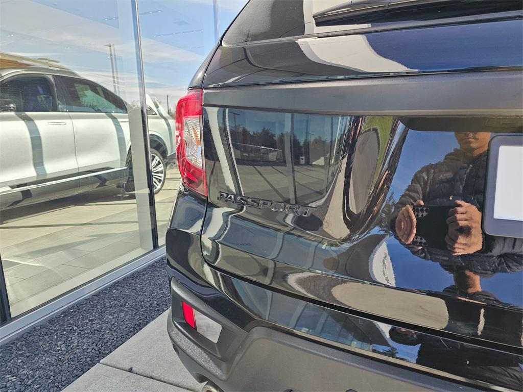 used 2022 Honda Passport car, priced at $34,496
