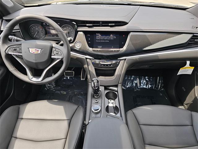 new 2025 Cadillac XT6 car, priced at $65,965