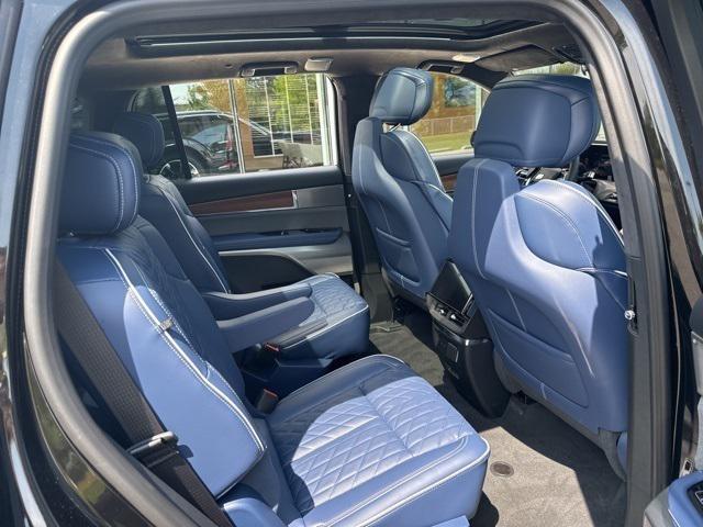 new 2026 Cadillac VISTIQ car, priced at $94,715