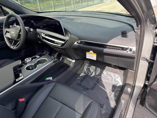new 2025 Cadillac LYRIQ car, priced at $64,090