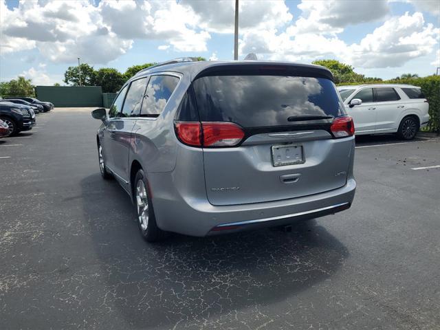 used 2018 Chrysler Pacifica car, priced at $23,726