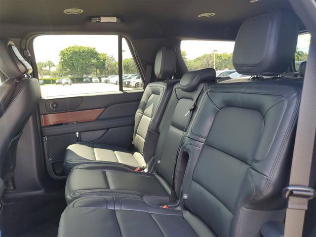 new 2024 Lincoln Navigator car, priced at $85,260