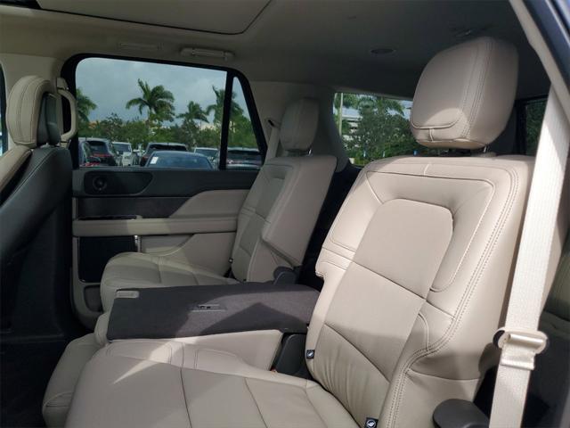 new 2024 Lincoln Navigator car, priced at $87,905