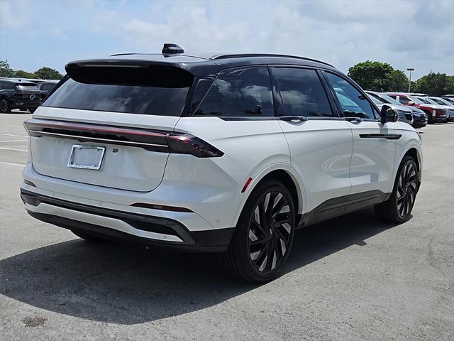 new 2024 Lincoln Nautilus car, priced at $60,195