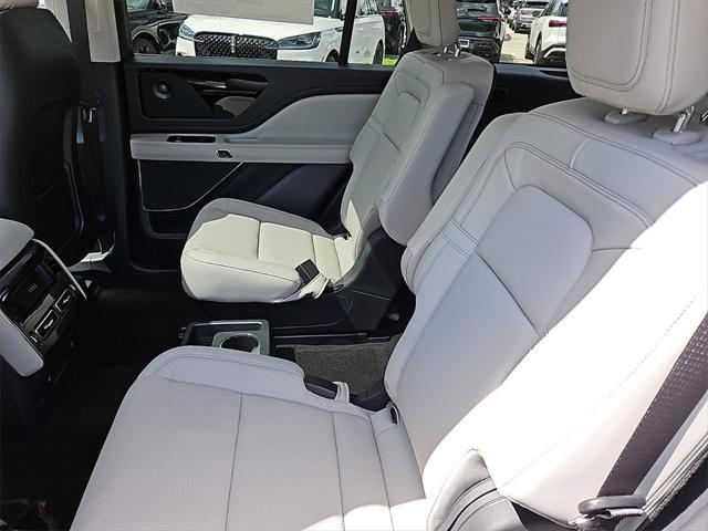 new 2025 Lincoln Aviator car, priced at $73,525