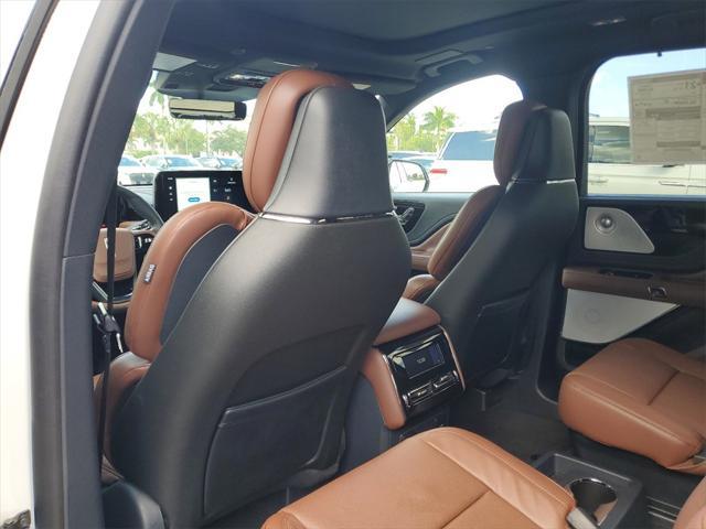 new 2025 Lincoln Aviator car, priced at $78,150