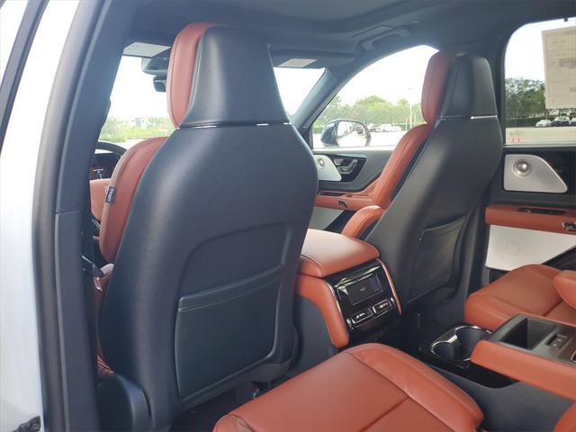 new 2025 Lincoln Aviator car, priced at $78,650