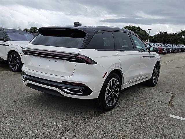 new 2024 Lincoln Nautilus car, priced at $57,195