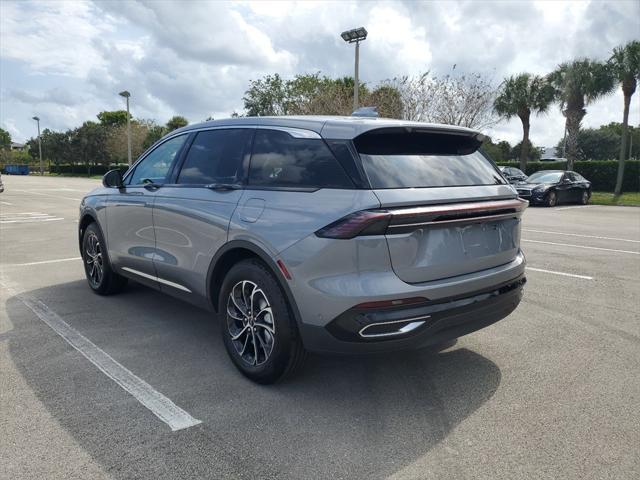 new 2024 Lincoln Nautilus car, priced at $51,260