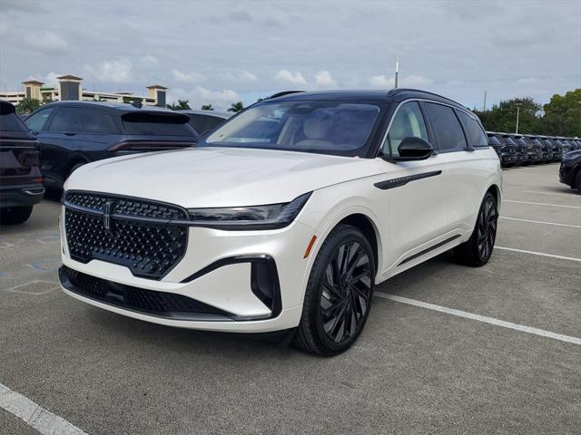 new 2025 Lincoln Nautilus car, priced at $81,690