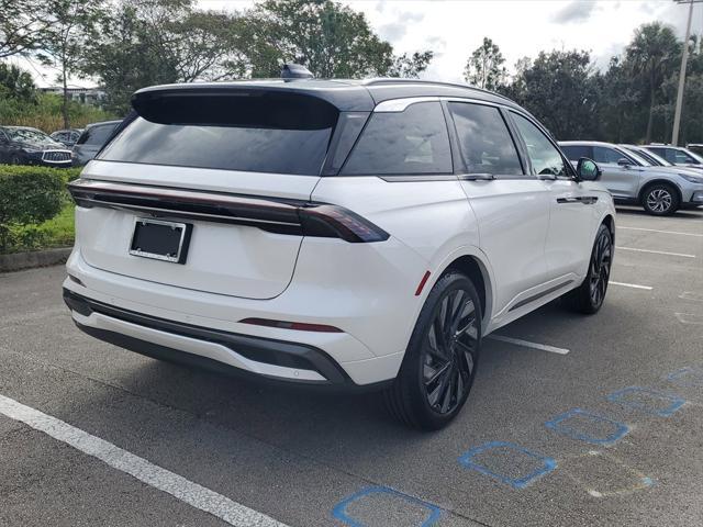 new 2025 Lincoln Nautilus car, priced at $81,690