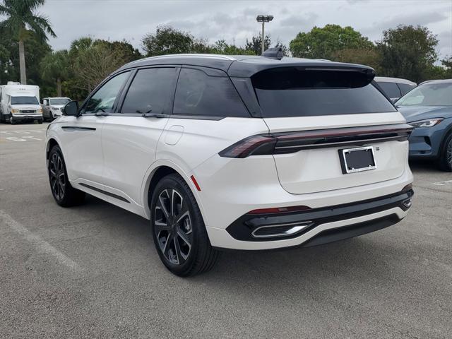 new 2025 Lincoln Nautilus car, priced at $65,105