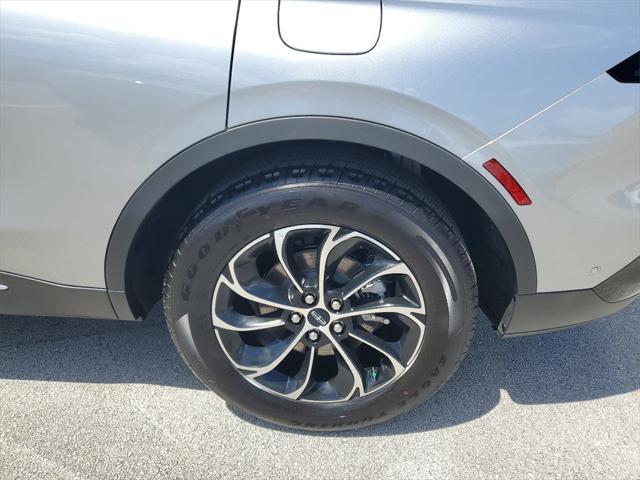 new 2024 Lincoln Nautilus car, priced at $56,285