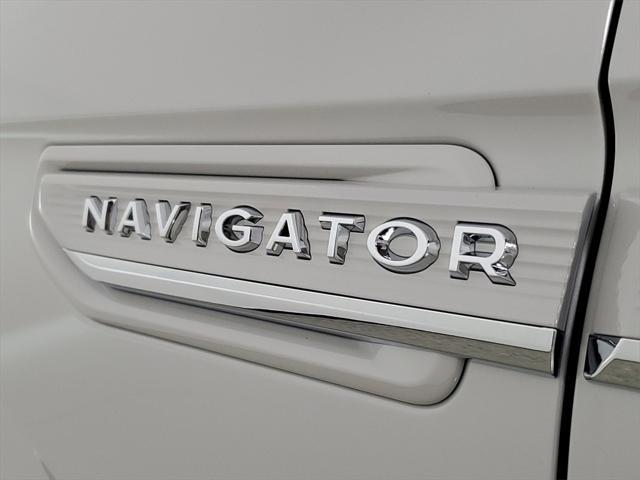 new 2024 Lincoln Navigator car, priced at $100,435