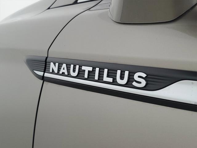 used 2019 Lincoln Nautilus car, priced at $26,293