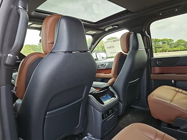 new 2024 Lincoln Navigator car, priced at $100,435