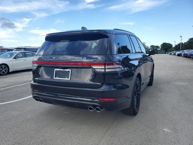 new 2025 Lincoln Aviator car, priced at $72,575