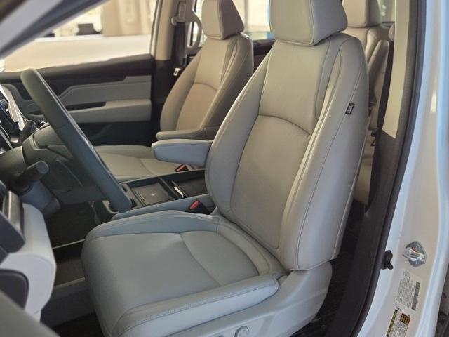 new 2026 Honda Odyssey car, priced at $44,745