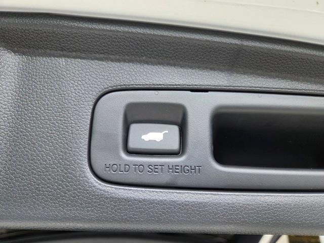 new 2026 Honda CR-V Hybrid car, priced at $40,650