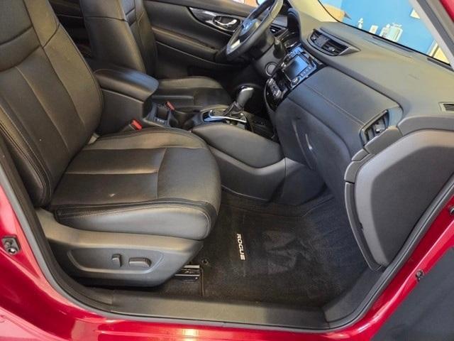 used 2020 Nissan Rogue car, priced at $18,288