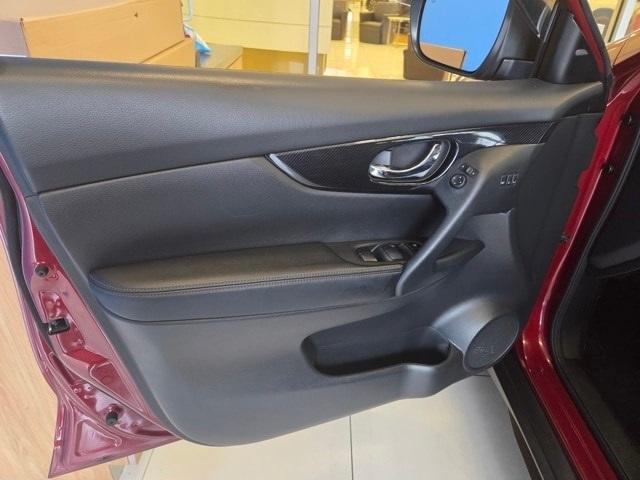 used 2020 Nissan Rogue car, priced at $18,288