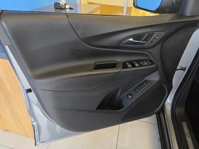used 2023 Chevrolet Equinox car, priced at $25,013