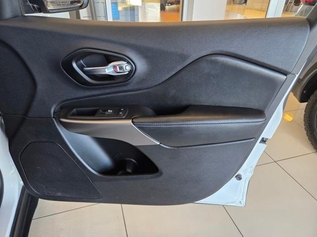 used 2021 Jeep Cherokee car, priced at $19,897