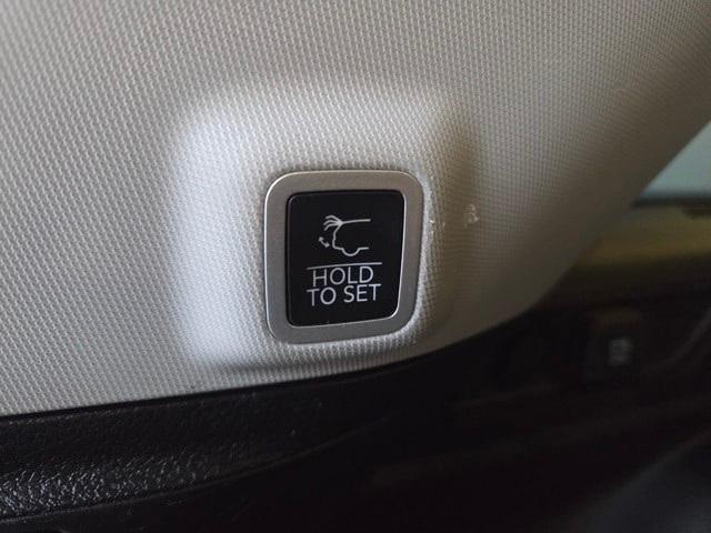 used 2023 Jeep Grand Cherokee car, priced at $25,877