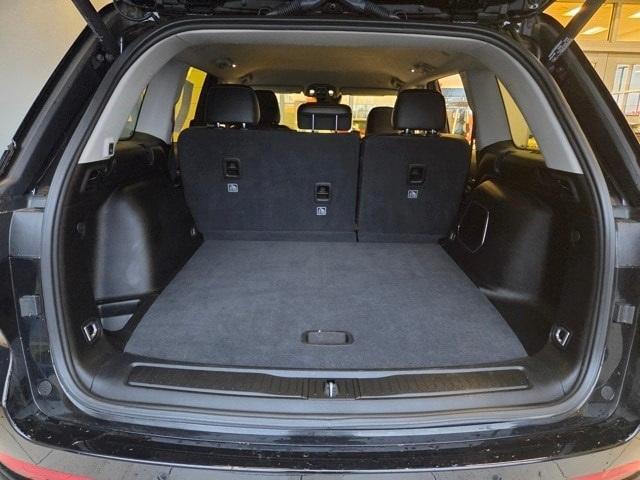 used 2023 Jeep Grand Cherokee car, priced at $25,877