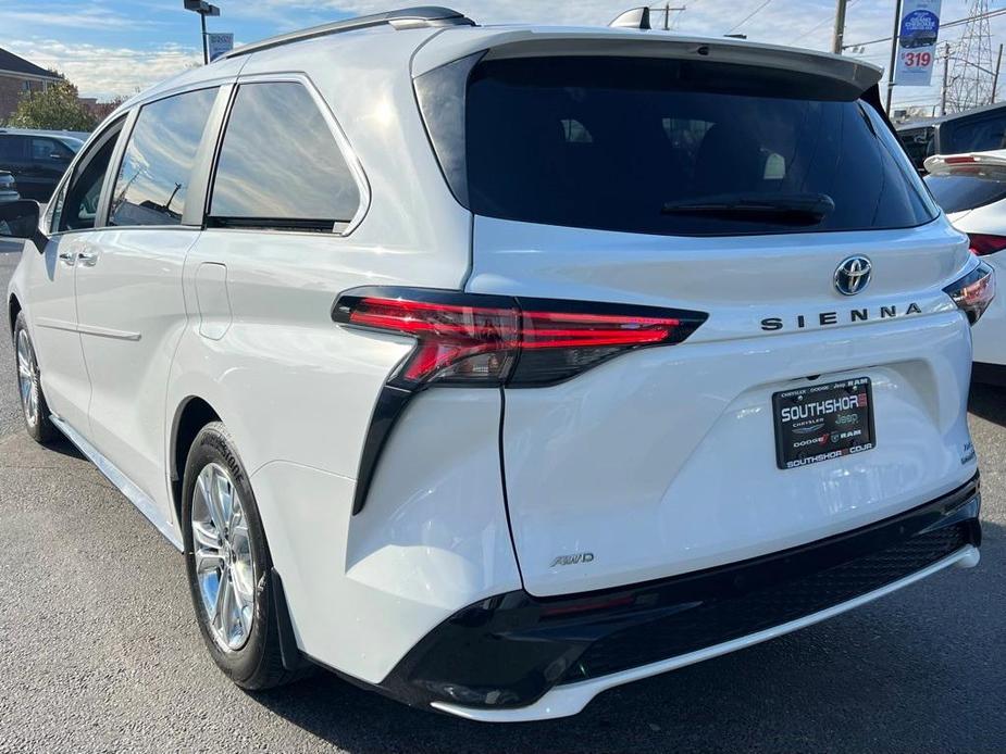 used 2023 Toyota Sienna car, priced at $44,850