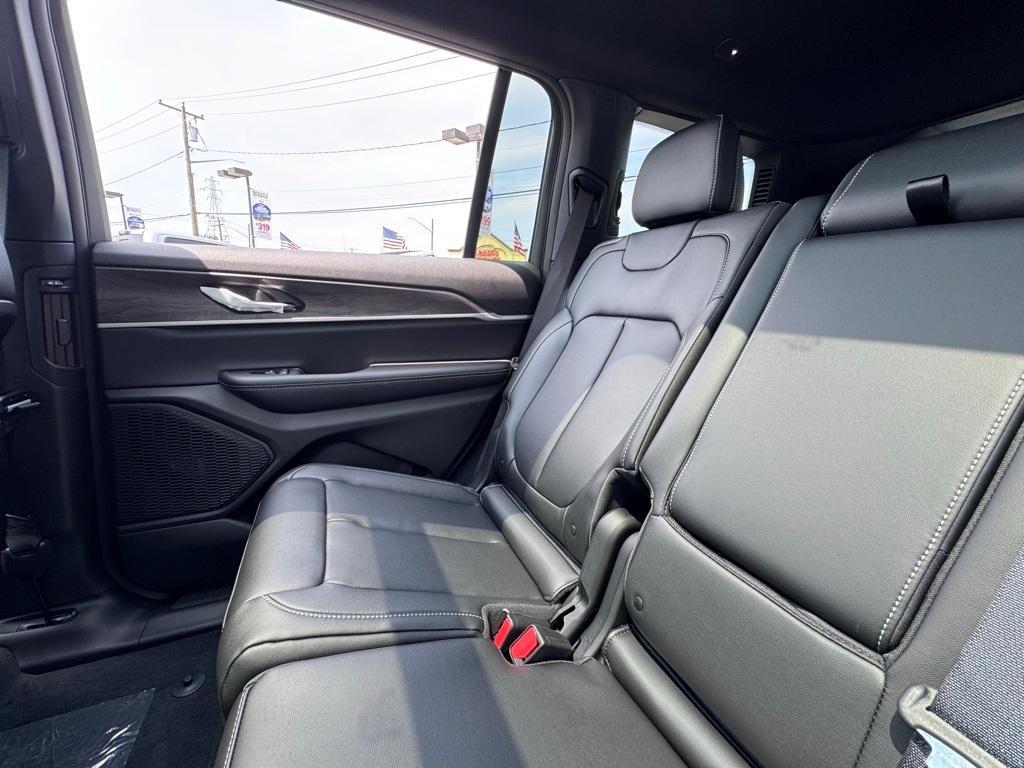 new 2025 Jeep Grand Cherokee L car, priced at $48,926