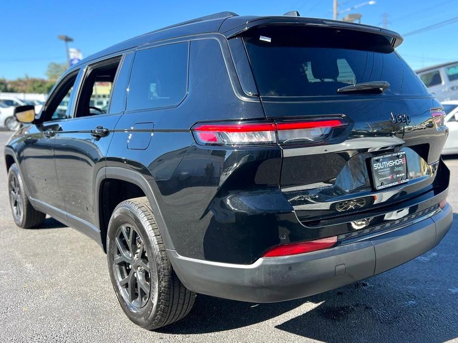 used 2024 Jeep Grand Cherokee L car, priced at $29,995