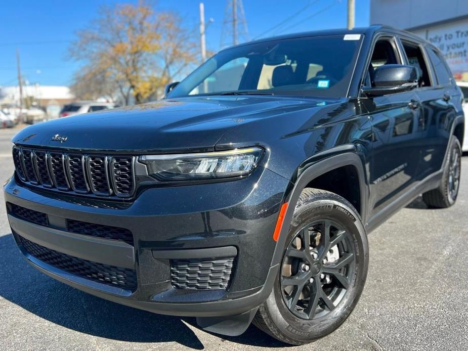 used 2024 Jeep Grand Cherokee L car, priced at $29,995