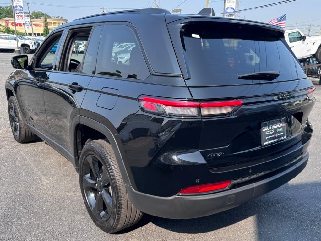used 2023 Jeep Grand Cherokee car, priced at $32,450