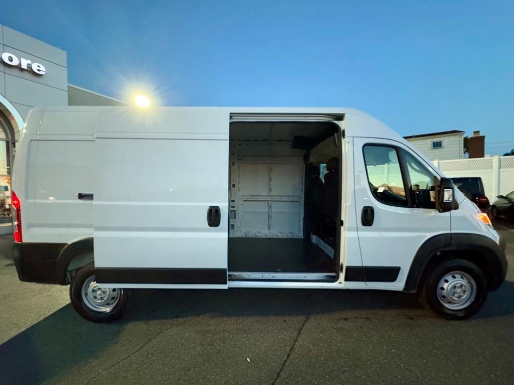 used 2023 Ram ProMaster 2500 car, priced at $31,523
