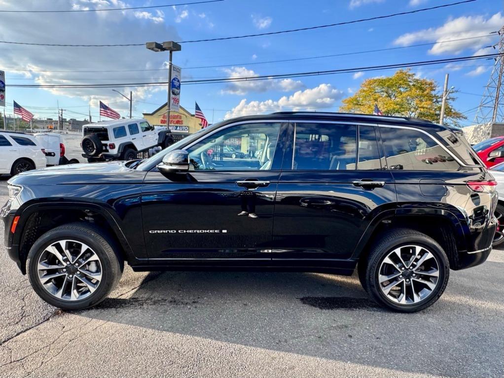 used 2022 Jeep Grand Cherokee car, priced at $32,926