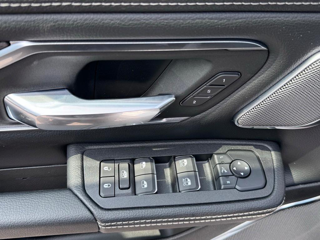 new 2025 Ram 1500 car, priced at $66,621